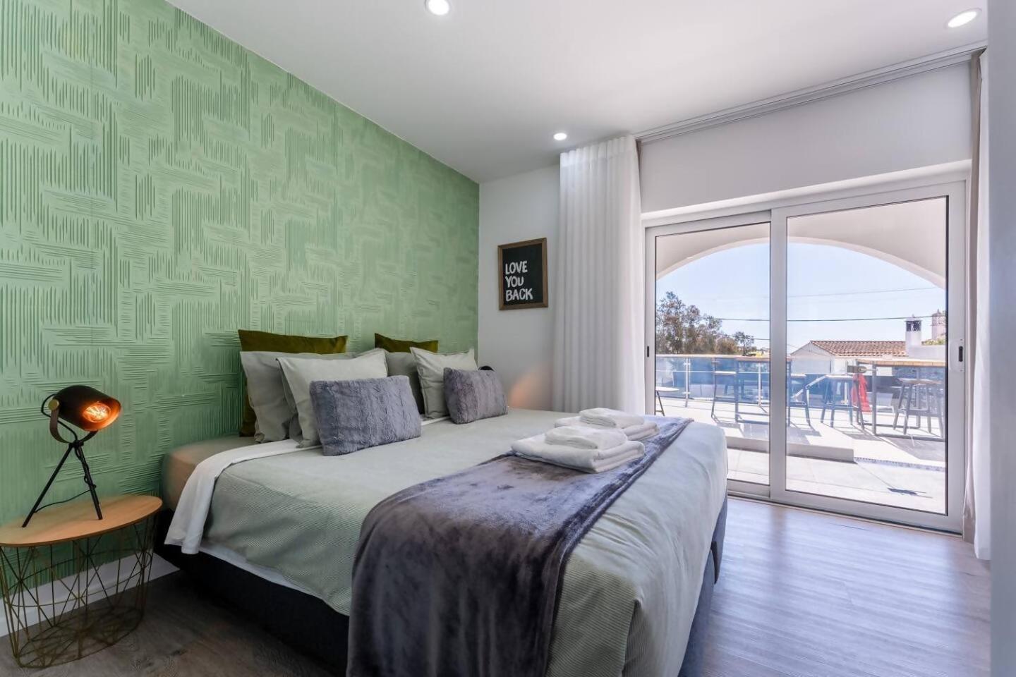 Malpique Heated Pool & Jacuzzi Guest House Homestay