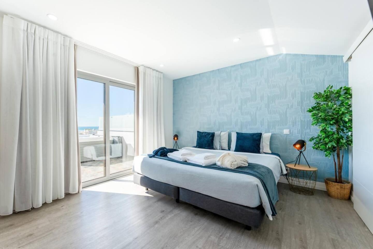 Malpique Heated Pool & Jacuzzi Guest House