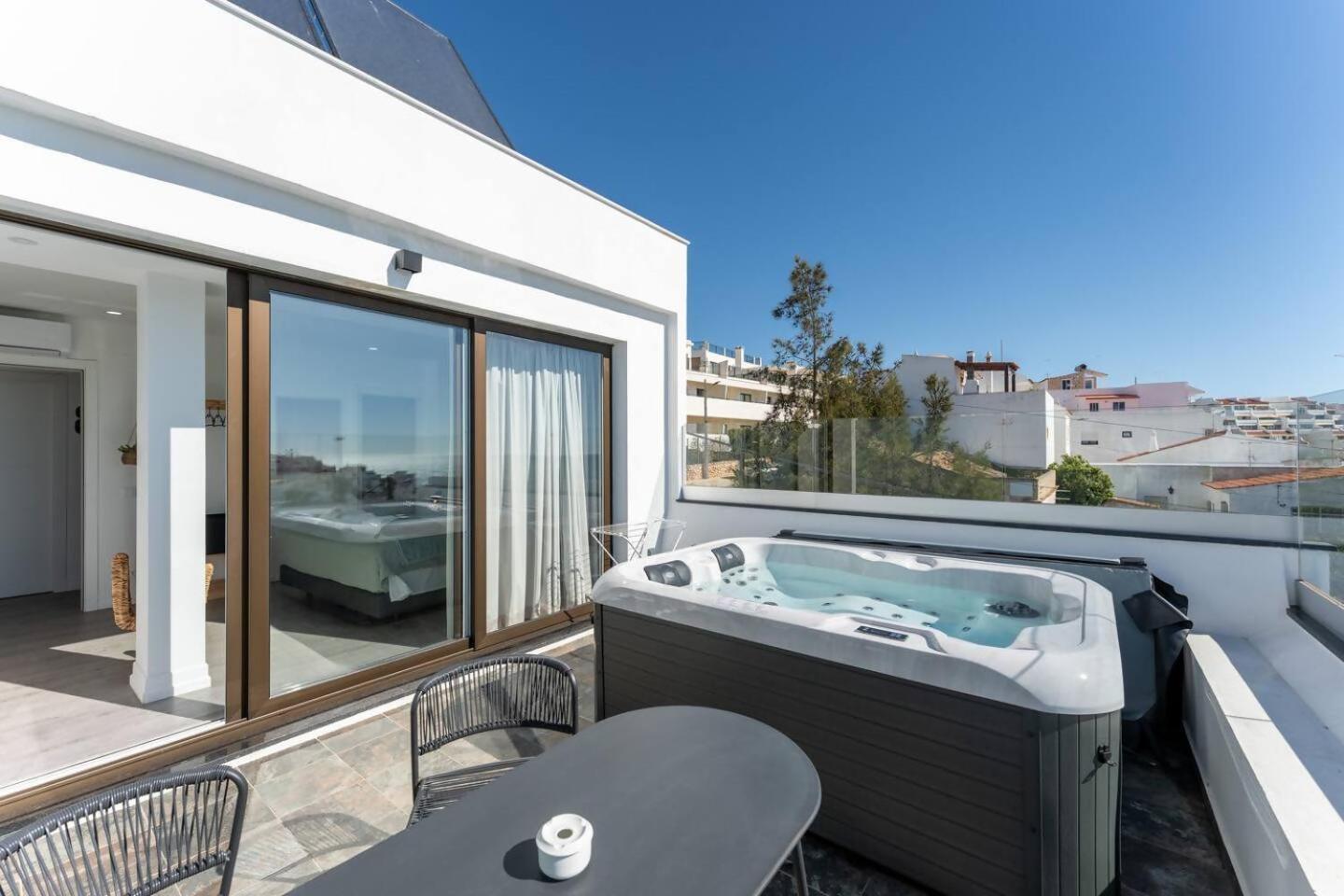 Malpique Heated Pool & Jacuzzi Habitación en casa particular