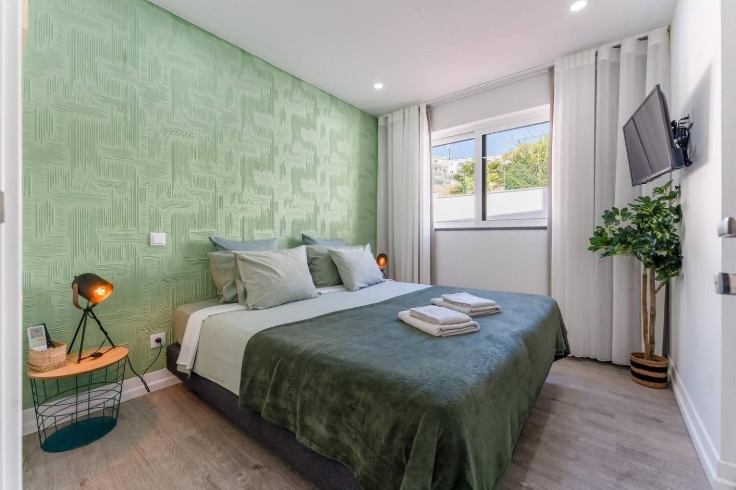 Homestay Malpique Heated Pool & Jacuzzi Guest House *